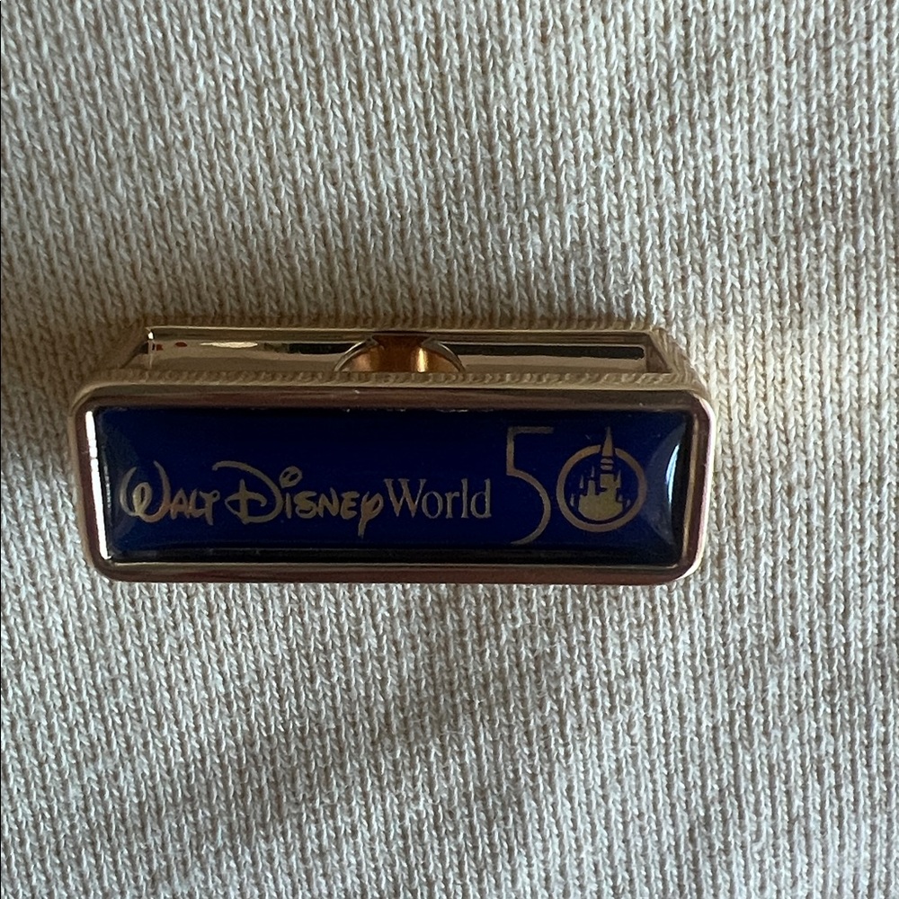 Walt Disney World 50th Anniversary Limited Edition Watch Band Slider Clip